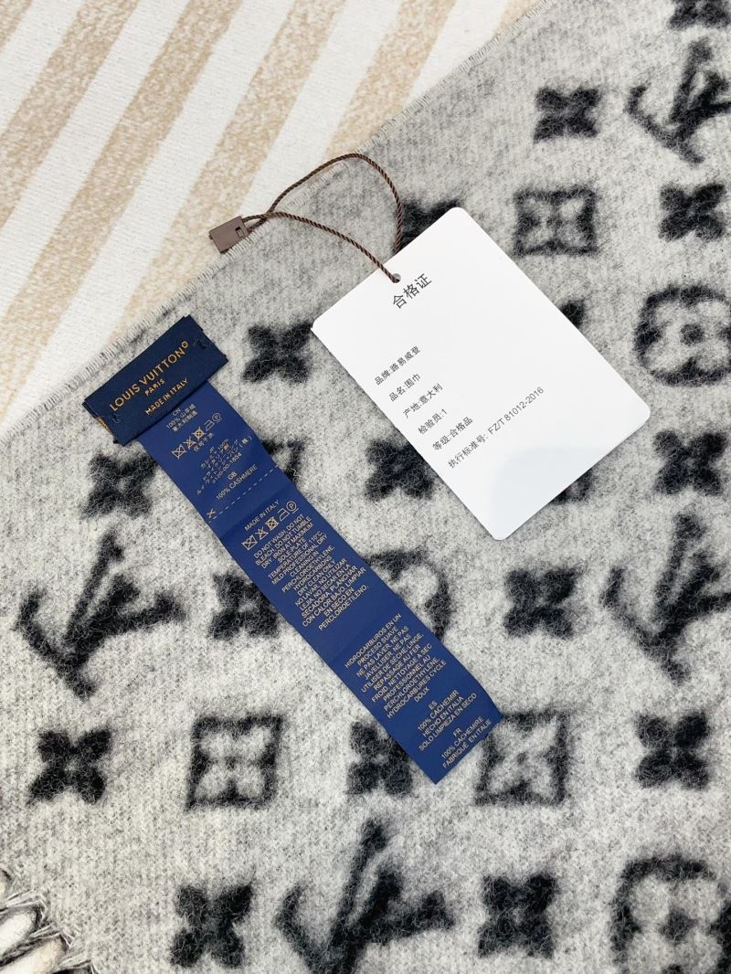 Louis Vuitton Scarf